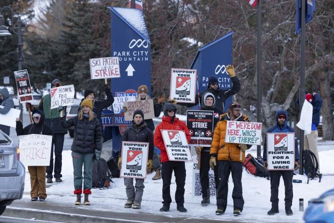 Ski Patrol Strike Disrupts Utah's Largest Resort