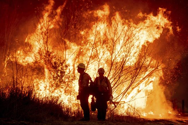 More Than 10K Structures Lost in LA-Area Wildfires