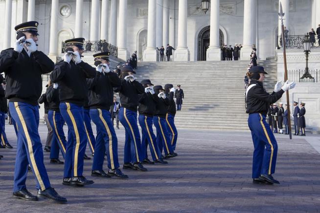 Musk, Bezos, Zuckerberg Will Sit Together at Inauguration