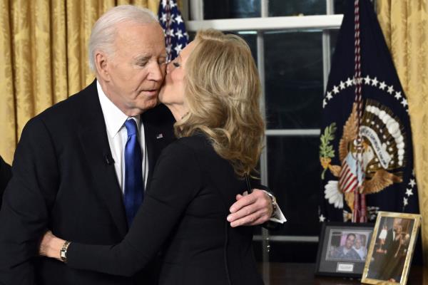 In Farewell, Biden Warns of a 'Tech-Industrial Complex'