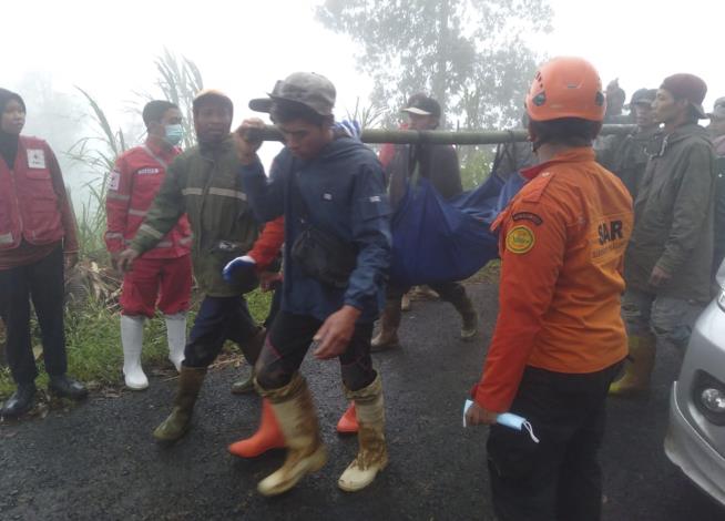 Flash Floods in Java Claim 17 Lives, 8 Missing