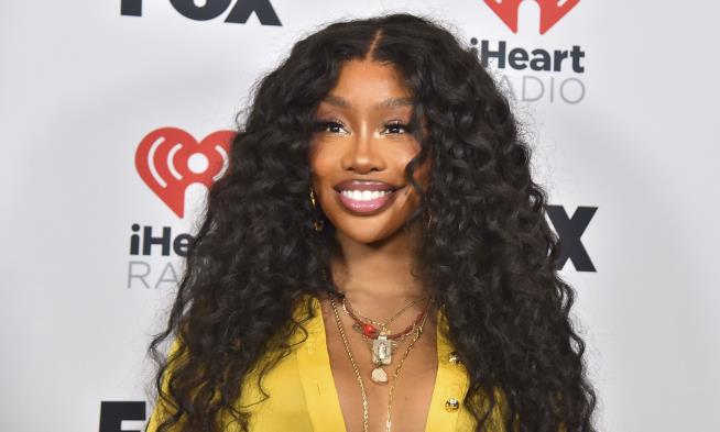 SZA Joining Kendrick Lamar for Super Bowl Halftime Show