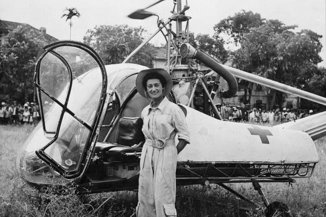 Trailblazing French Female Aviator, Doctor, Officer Dies at 102