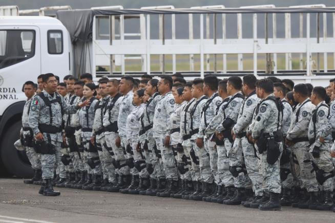 Mexico Deploys 10K Troops to Northern Border After US Pressure