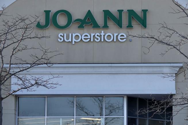 Joann Will Close 500 Stores