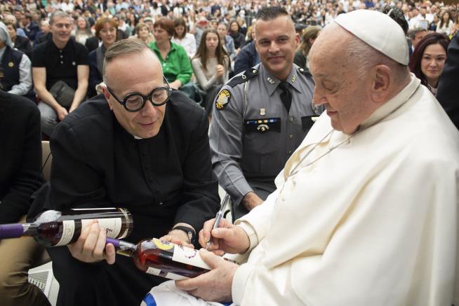 Prescription for Pope: 'Absolute Rest'