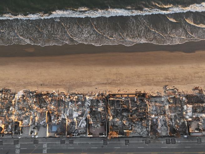 Scientists Are Worried About Ocean Damage From LA Fires