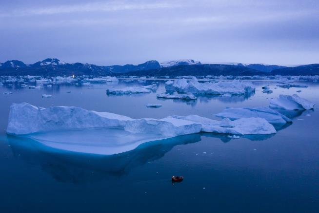 Scientists Find Greenland Ice Sheet's Point of No Return