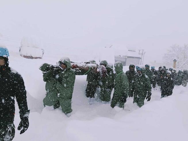 Metal Containers Save Workers After Avalanche in India