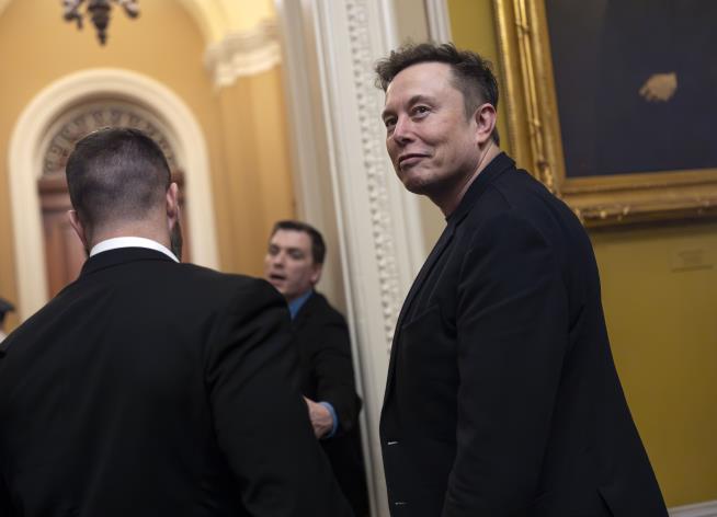 Trump Tweaks Orders on Musk's Firings