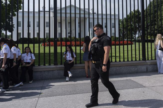 Secret Service Shoots 'Suicidal Man' Near White House