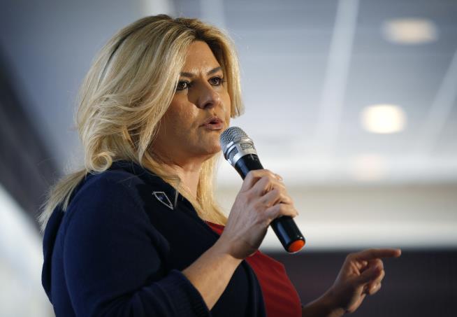 Trump Pardons Ally Who Spent Statue Donations on Plastic Surgery