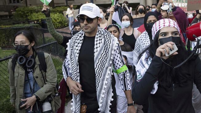 Columbia Student Arrested at Naturalization Interview Freed