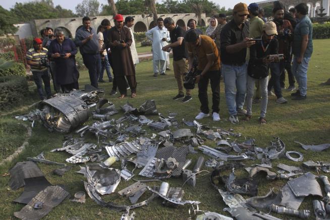 Pakistan 'Prepared for an All-Out War'