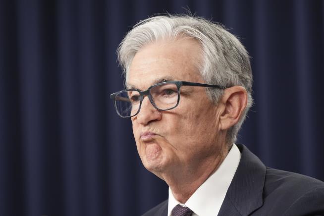 After Fed Move, Trump Slams 'Fool' Powell