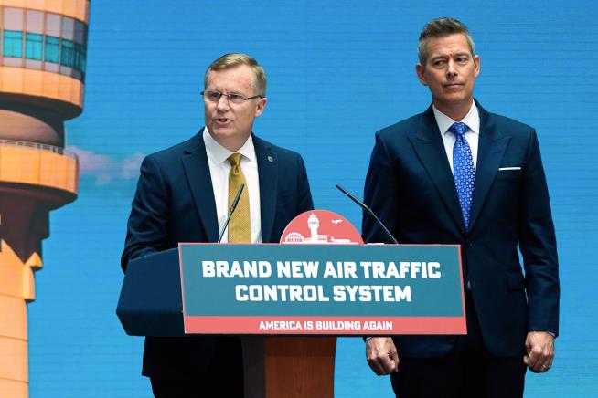Duffy Lists Plans for Newark, Controller Shortage