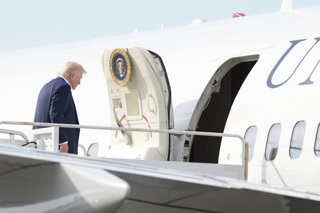 Trump Intends to Accept Gift From Qatar's Royals: Luxury 747