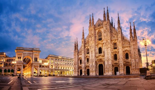 Killer Jumps to His Death From Milan Landmark