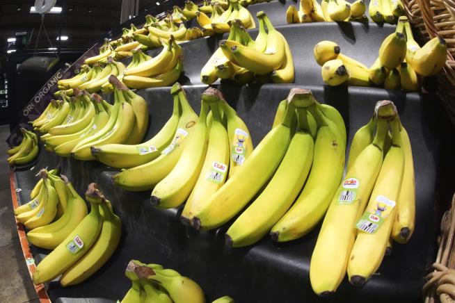 The World's Most Popular Fruit May Be Endangered