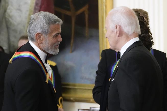 Biden Failed to Recognize Clooney at Fundraiser: Book
