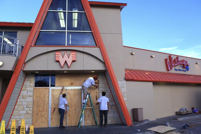 Whataburger Customer Sues Over Onions on Burger