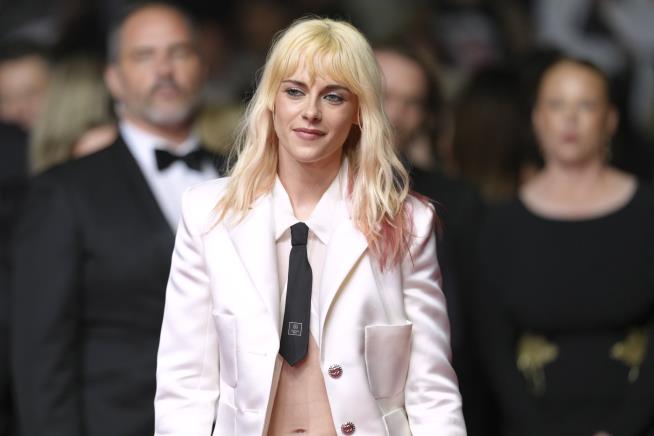 Kristen Stewart Delivers 'One Hell of a Directorial Debut'