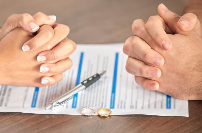 Children of Divorce Have Reduced Earnings