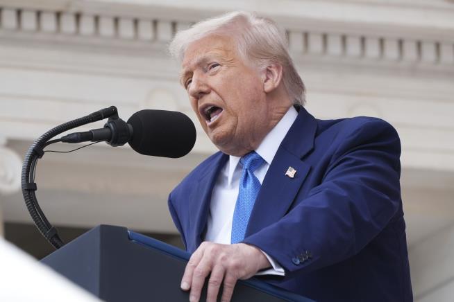 Trump: Putin Is 'Playing With Fire'