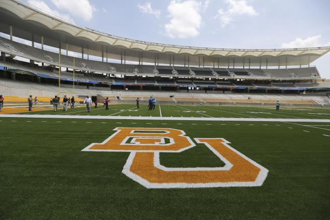 Baylor Lineman Shot Dead in Hometown