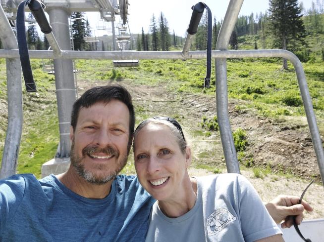 Helicopter, Quick-Thinking Wife Save Hiker Pinned by Boulder