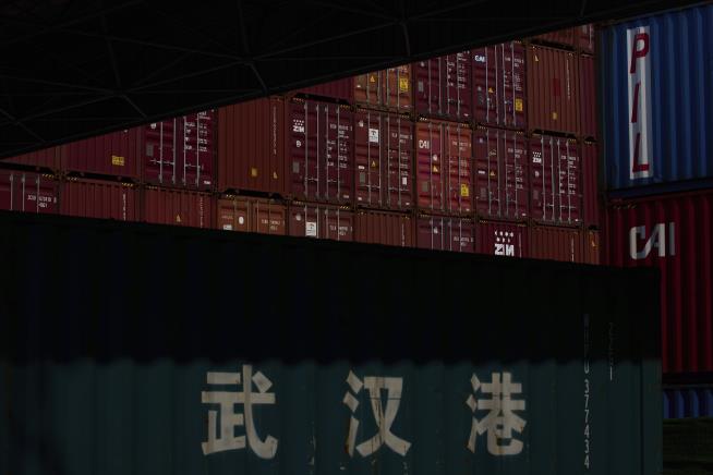 US and China Hold Trade Talks in London