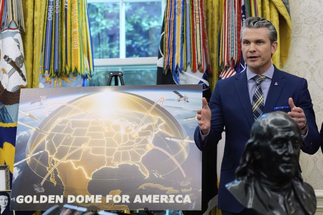 Vance Tries to Find New Aides for Hegseth