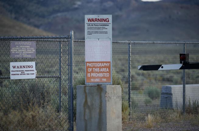 Biggest Spreader of UFO Myths May Be the Pentagon