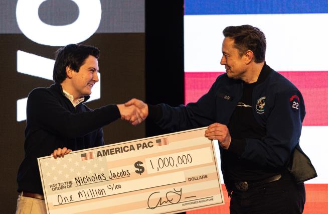 Lawsuit: Musk Bribed Wisconsin Voters