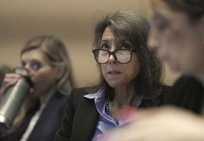 Vaccine Panel Backs Kennedy on Flu Shot Ingredient