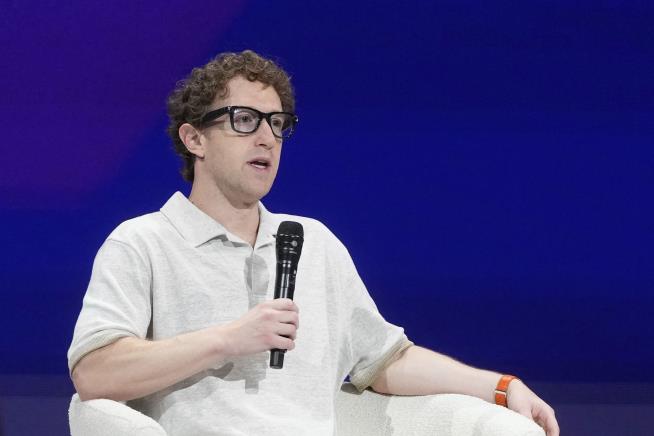 Zuckerberg Offering $100M Salaries to AI Experts