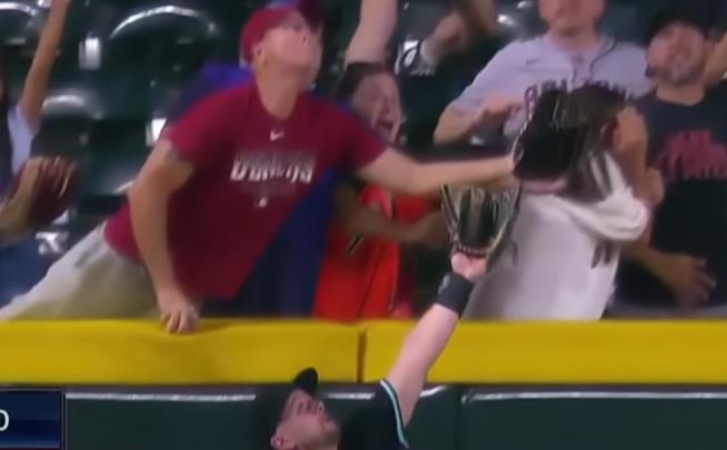 MLB Team Bans Fan Nicknamed 'Home Run Thief'