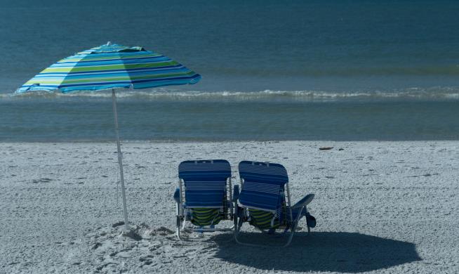 Family Hit by Lightning on Florida Beach