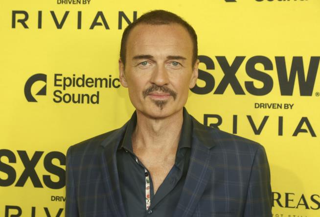 Charmed , Nip/Tuck Star Julian McMahon Dies at 56