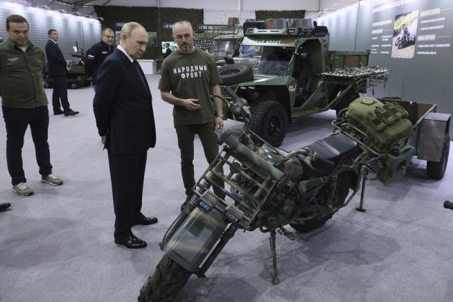 Intense Drone Fire Disrupts Russian Airports
