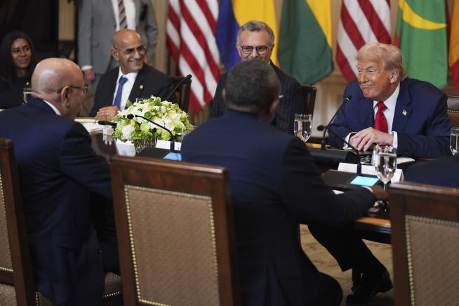 Trump Tells Leader of English-Speaking Country He Speaks Good English