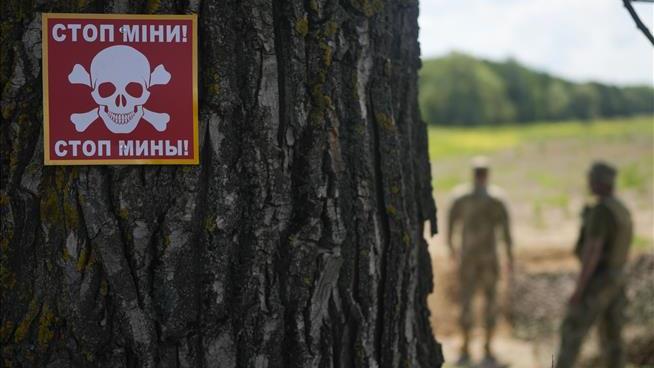 Will a Dangerous Cold War Vestige Come Roaring Back?
