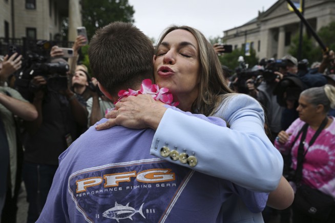 Grand Juror Admits Leaking Secrets in Karen Read Case