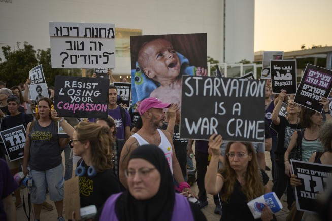 AFP Says Gaza Journalists Need Out, Now