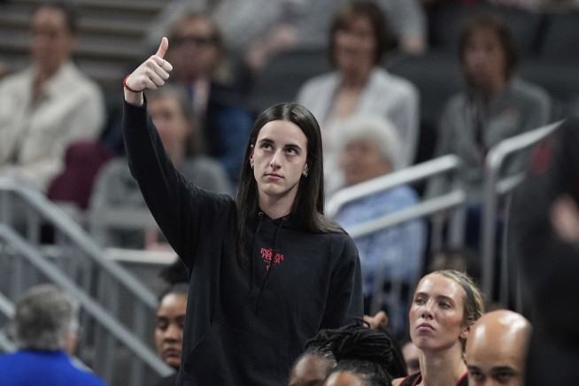 Caitlin Clark's Rookie Card Breaks a Record