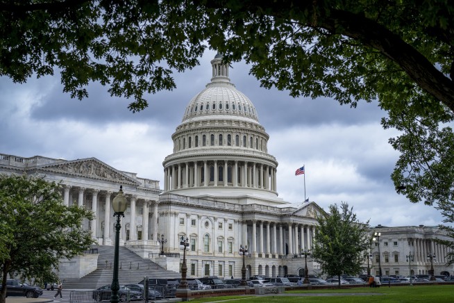 Senate OKs Ex-Green Beret With Extremist Ties to Fight Terror