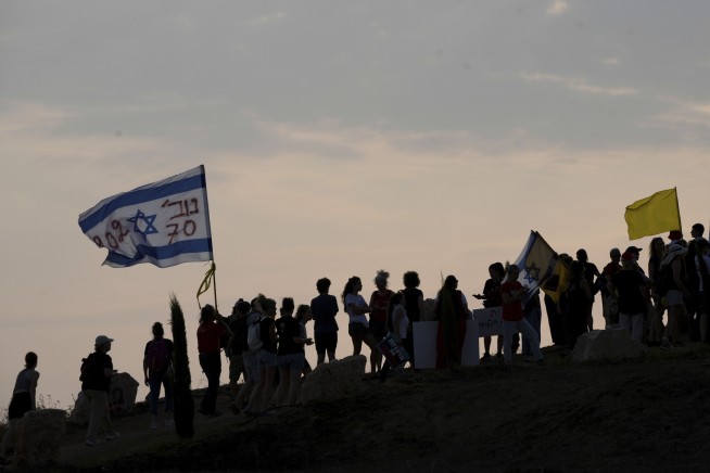 Hostage Families Organize New Protest Against 'Endless War'