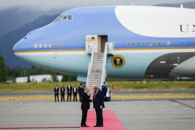 Ukraine Laments, Russia Toasts Red-Carpet Welcome