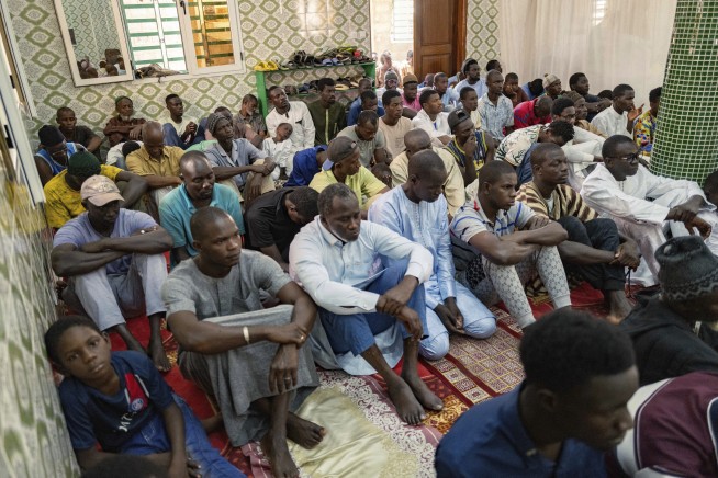 Senegal's 'School for Husbands' Tries to Break the Patriarchy