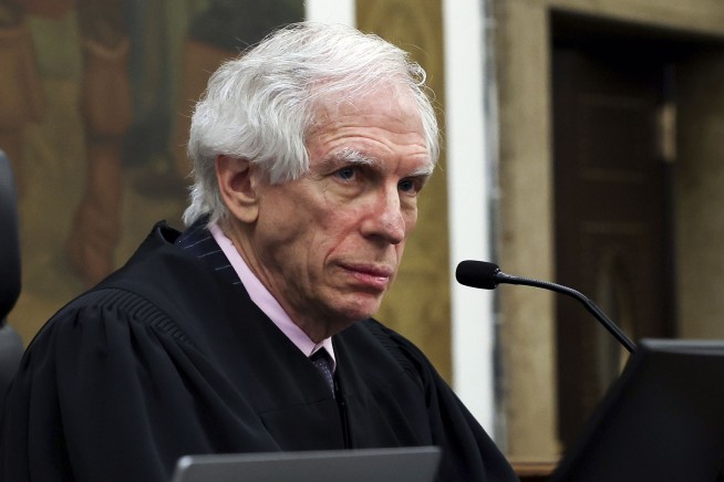 NY Court Throws Out Massive Fraud Penalty Against Trump